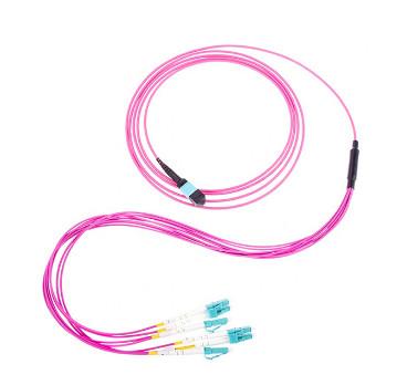 MPO revestimento fêmea do PVC OFNP do modo do cabo 2.0mm MPO OM3 da fibra do LC UPC ao multi