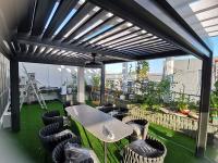 3 x 4 ont motorisé la pergola en aluminium escamotable bioclimatique avec la lumière de fan d'écran de fermeture éclair
