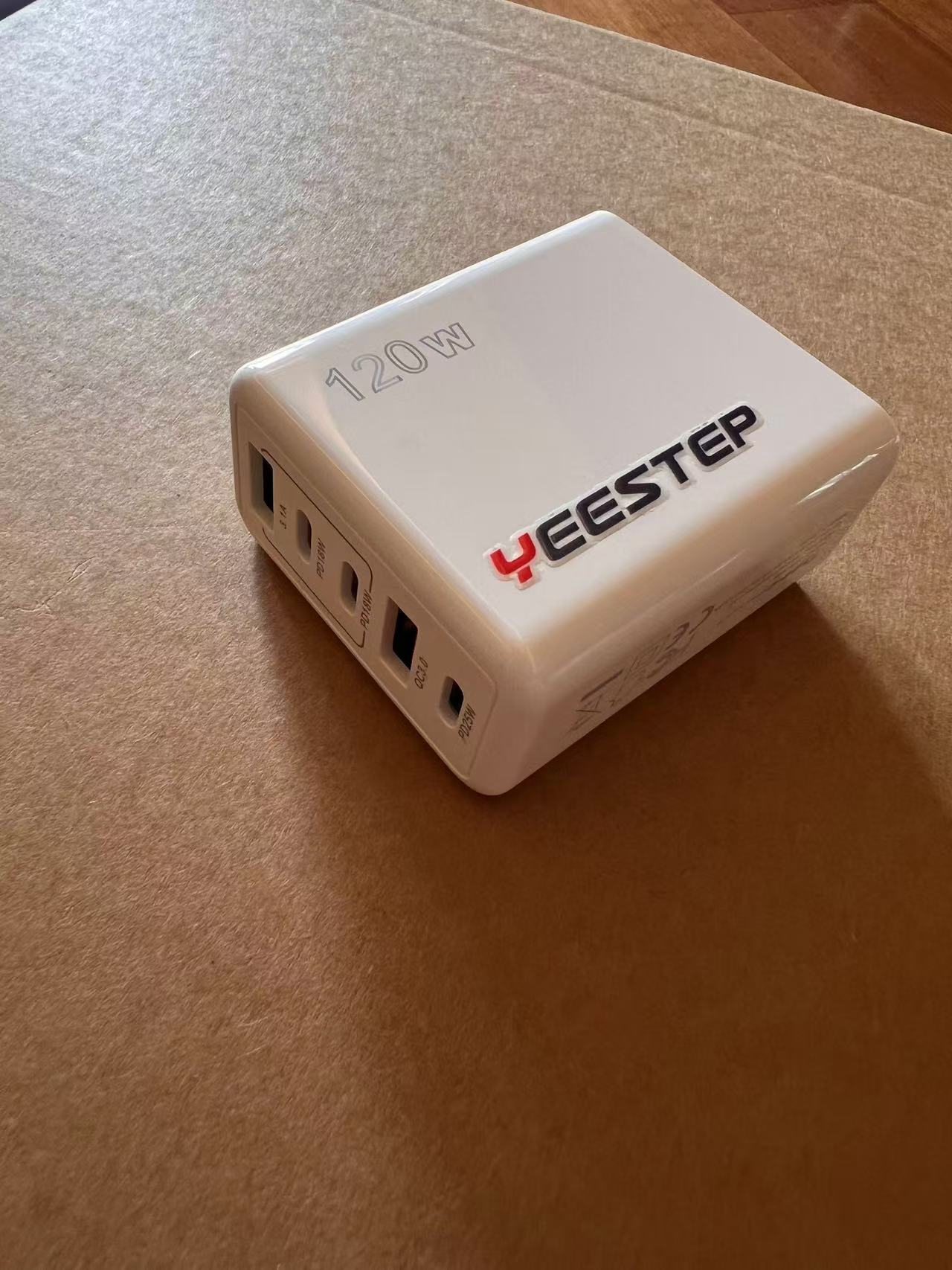 Yeestep E-bike 120W Wall Charger 3USB + 2C Plastic Fast Charging Adapter for Android Phones EU/UK/US