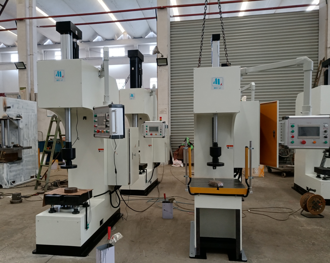Электрическая автомобильная промышленность CNC стали гидравлической прессы сервопривода 20Ton