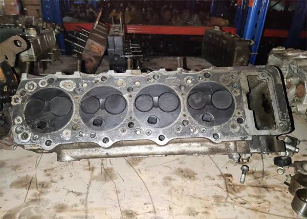 Cabeça de cilindro 4M40 usada, ME202620 para a máquina escavadora E308 ME193804