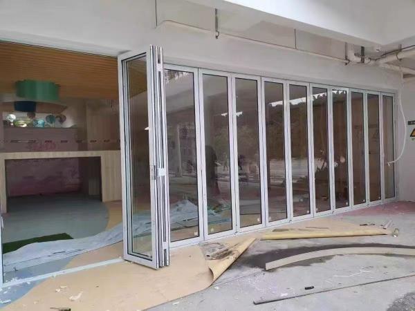 Glass Soundproof Bifold Window: High-Quality Aluminium Folding Windows