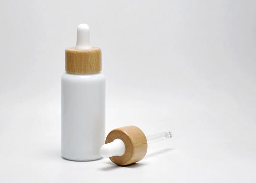 Jade Porcelain White 40ml Boston Round Opal Glass Bottle With Wooden Dropper Cap For Face Oil, Facial Serum, Beauty Oil