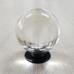 Compre diretamente a fabricação do ofício de China as melhores crianças da casa do preço bola acrílica clara do brinquedo da resina do jogo da bola 50MM bola acrílica colorida