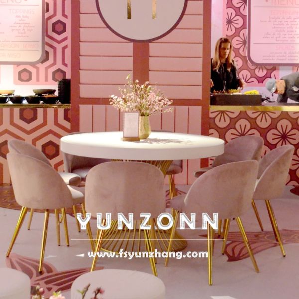 Luxury Modern Silla Rosa Wedding Chair Elegant Candy Color Fabric Design with Gold Metal Leg for Outdoor Hotel Use