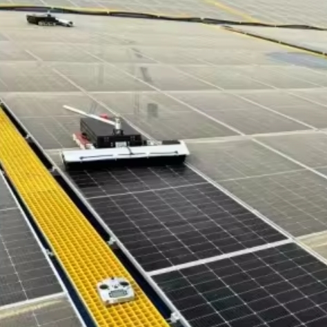 Solar Photovoltaic Cleaning Equipment Remote Control Automatic Solar Panel Cleaning Robot