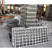 Boîte métallique industrielle à cadre d'acier traité thermiquement Coulée de sable d'investissement Coulée de matériau résistant à la chaleur