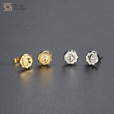 Voo chapeado ouro Eagle dos brincos do parafuso prisioneiro de Takahashi Goro Titanium Steel Jewelry 18k