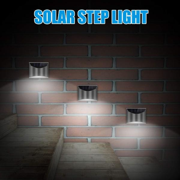 Fence Solar Powered PIR Motion Sensor Light Stainless Steel LED Lighting and Circuitry Design Residential ROHS Ce 1-year 10000