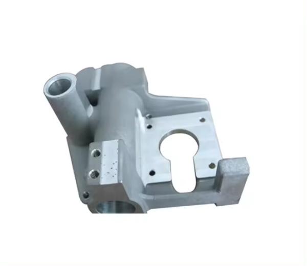 0.05mm 精度 自動車部品 鋳造 溶融亜鉛 鋳造