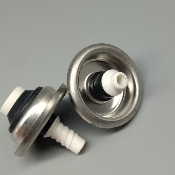 Valve de pulvérisation de mastic polyuréthane avancé avec débit de distribution constant