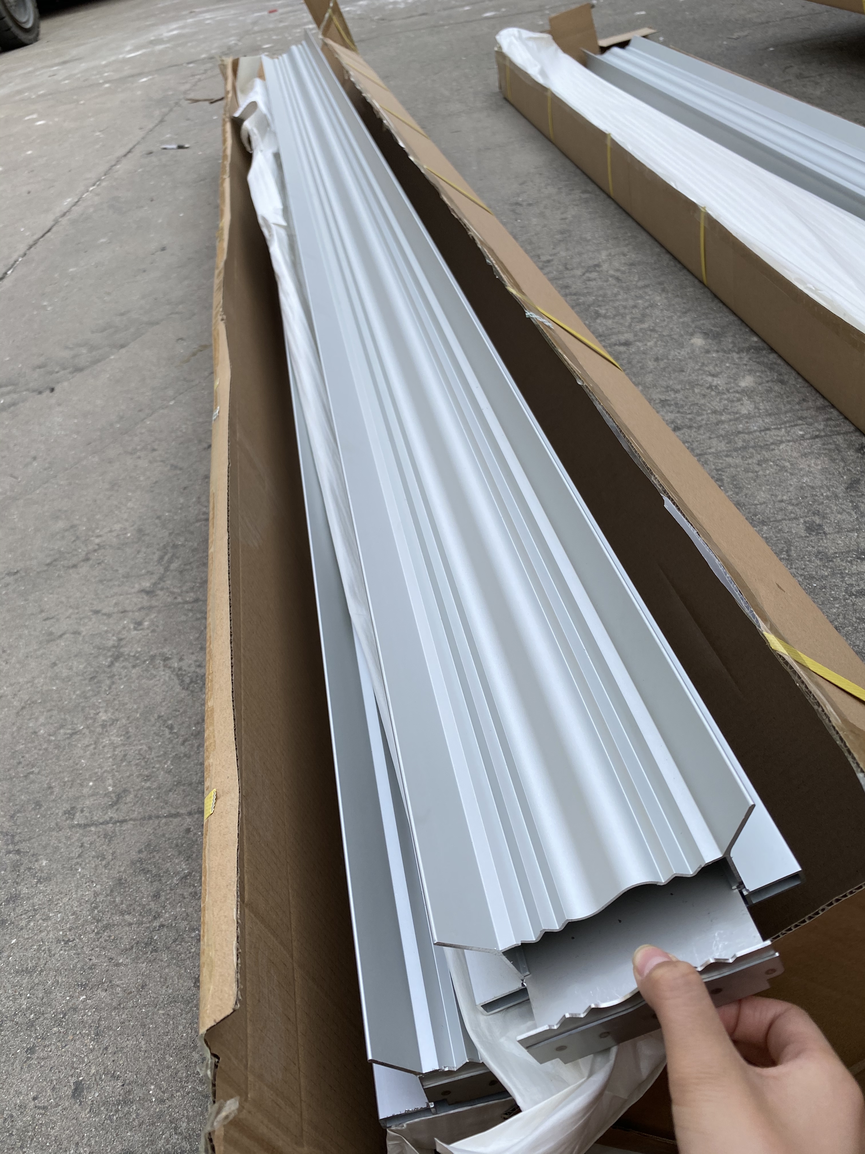 Aluminum Alloy Gypsum Cornice Moulding Smooth Finish Effortless Demoulding