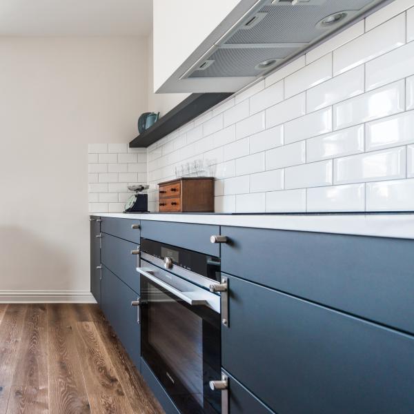 Modern Style Apartment Furniture Black Lacquer Matt Island And Kitchen Base Cabinets With 3 Drawers