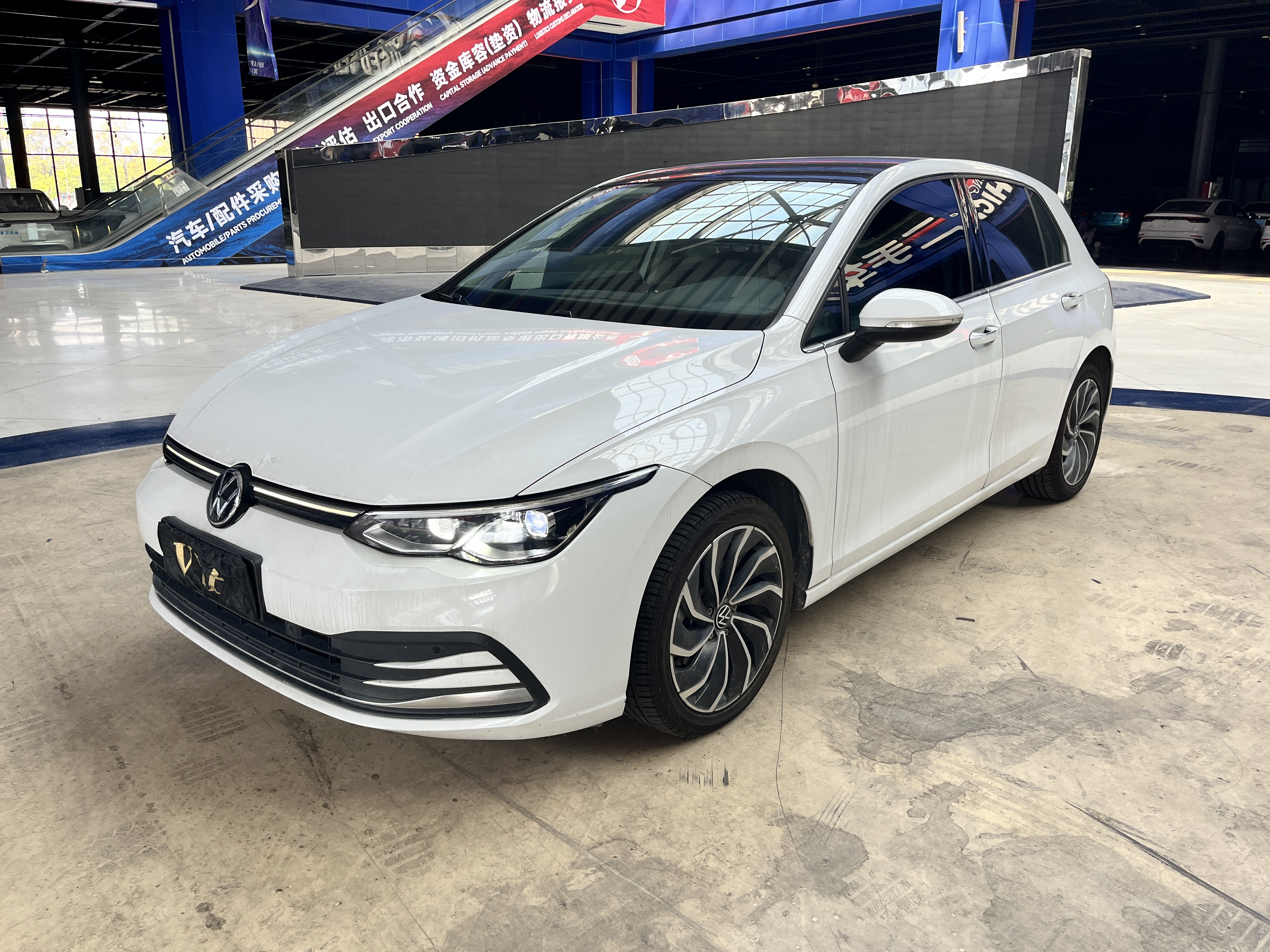 Used Car Volkswagen Golf 2023 280TSI DSG Pro Edition Compact Hatchback Low Mileage