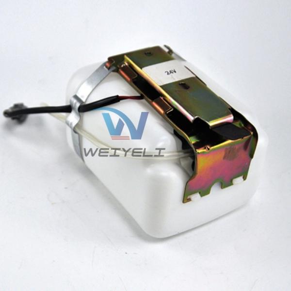 Coolant Expansion Kettle XCMG12V/24V Washer Wiper Auxiliary Water Bottle Windshield Cleaning Spray Bottle