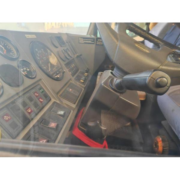 Grúa de segunda mano de remanufactura de 300 t Grúa hidráulica de segunda mano para venta