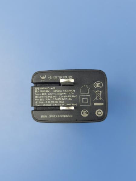 PD Adapter 30W 100-240V Power Delivery FCC CE RoHS Certified 5V/9V/12V/15V Adapter