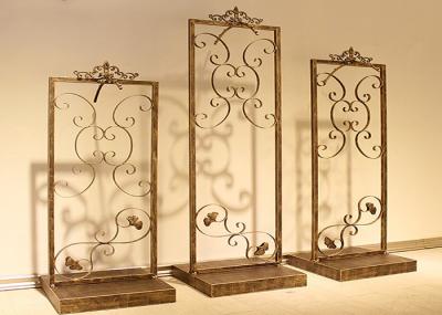 Carving Design Clothing Shop Display Furniture With Excellent Spraying Surface