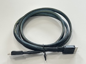 SFF-8654 8i to SFF-8654 8i High-Speed Mini SAS HD Connector Cable, 1.0 m 32AWG 85 Ω Braided Assembly