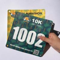 Números de bib personalizados Papel Tyvek para competição de ciclismo de corrida Maratona Número de identificação de bibs