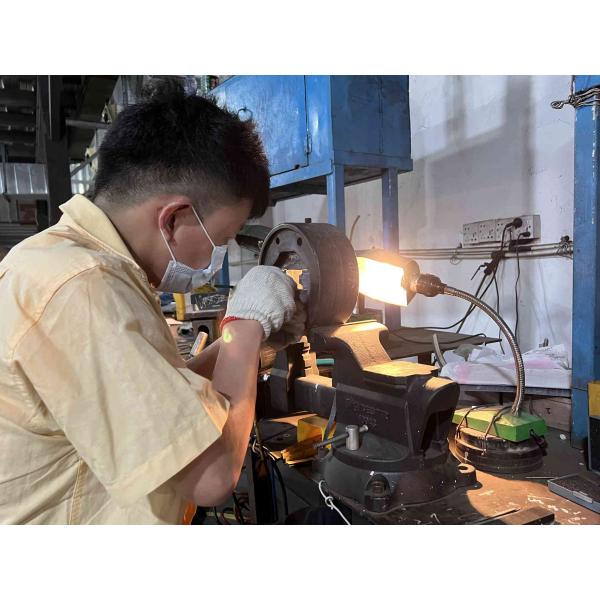 Guangdong  Yonglong Aluminum Co., Ltd. 