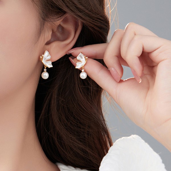 Fashion Maple Leaf Pearl Earring 14K Gold Plated Flower Studs 925 Silver Needle Hypoallergenic Butterfly Earrings