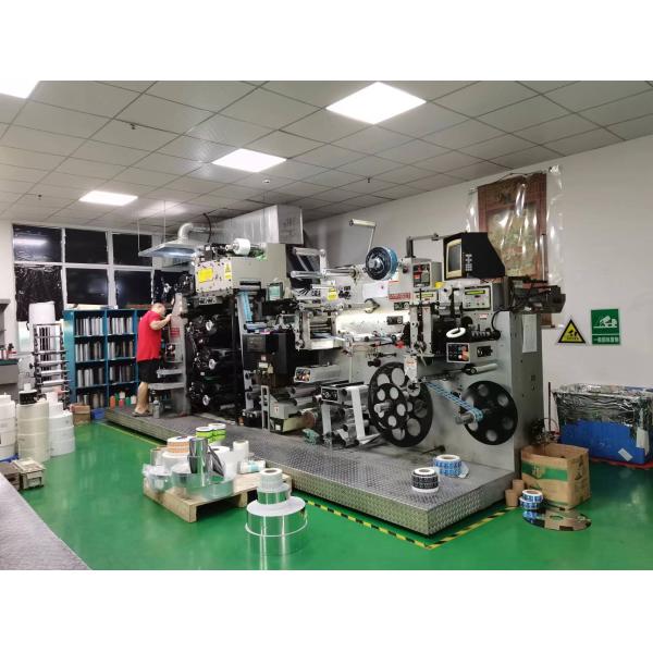 Выбитый европеец стикера логотипа металла сделанный для свечей вискиа вина водки душит