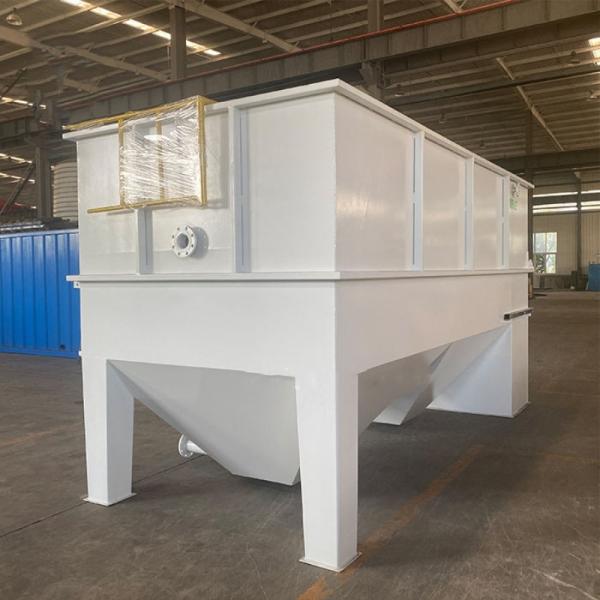 Lamella Clarifier PP Filtre à eau par tube incliné Installation de purification d'eau réservoir de dépôt Système de traitement des eaux usées