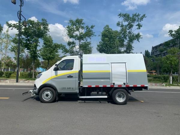 Dongfeng Pure Electric Road Maintenance Vehicle for Sustainable Maintenance