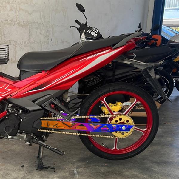 Aluminum Alloy Triangular Hollow Burnt Titanium Swing Arm for Yamaha LC135 Customized