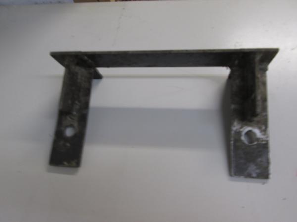 Shuttering Magnet with Fixture Bracket for Precast Concrete Panel Wall Production