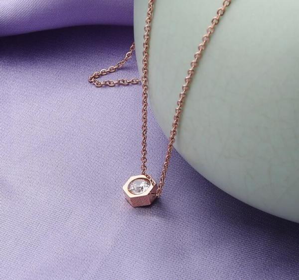 Stainless Steel Jewelry Fashion Pendant Necklace Rose Gold Diamond Necklace
