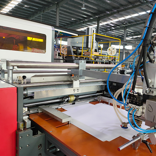 Коробка точности ±0.05 нового дизайна высокая умная автоматическая твердая делая линию со стабилизированной скоростью 20-25pcs/min