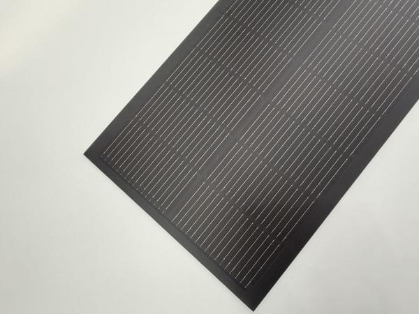120W Mono Crystalline Silicon PV Modules Solar Panels Thin Film Roof In Desert Area