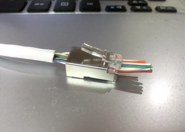 Conector dos ethernet do ftp 8P8C RJ45, conectores RJ45 para o cabo Cat6 com uma parte dianteira do furo