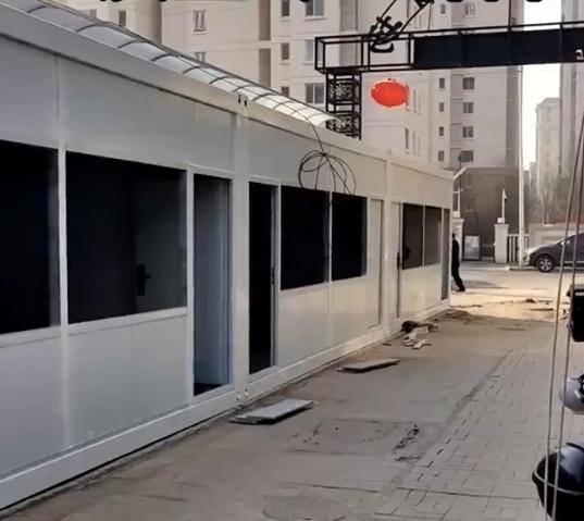 Maisons conteneurs mobiles multifonctionnelles personnalisables - parfaitement adaptées aux chantiers de construction et aux événements