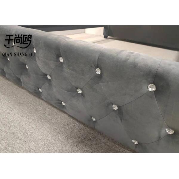 Queen Crystal Platform Tufted Bed , Velvet Upholstered Platform Bed