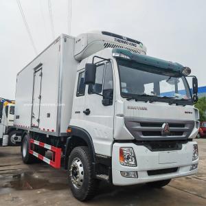 Sinotruk HOWO Refrigerator Freezer Truck , Refrigerated Cold Room Van With