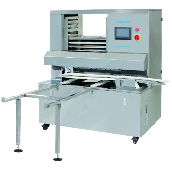 Automatic Mochi Maker Machine in with 390kg Packing Weight and 110/220v Voltage