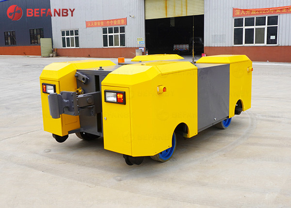 特殊電気重用多機能列車トラクター