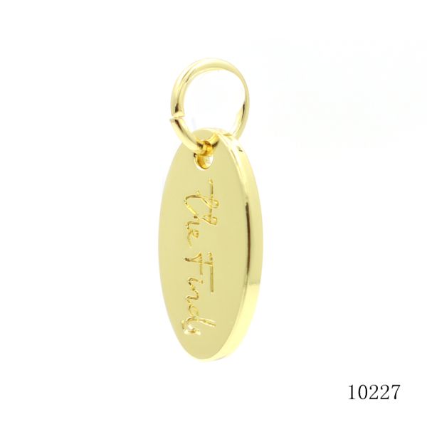 Oval Engraved Metal Key Tags Purse Metal Logo Charms Corrosion Resistant
