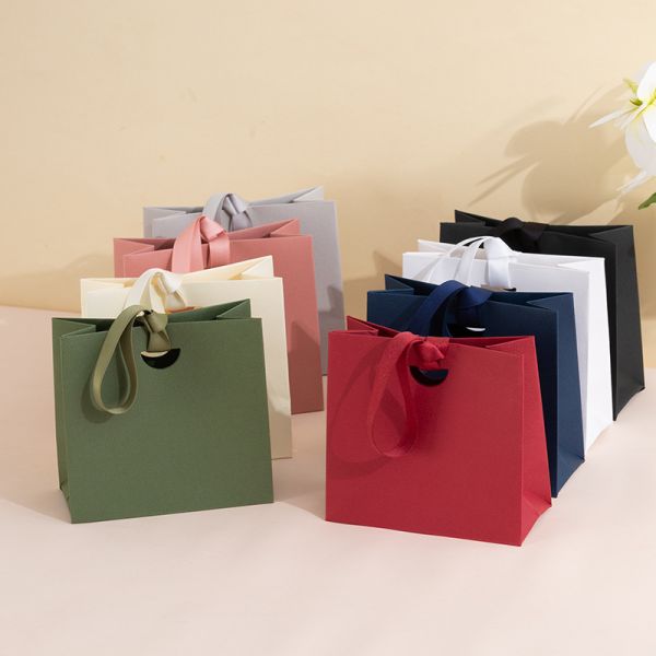 Simple Paper Bag Handbag Gift Packaging Bag Jewelry Gift Hard Bottom Tote Paper Bag