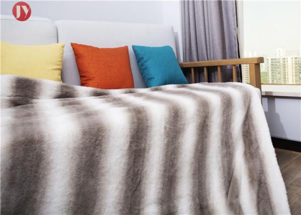 Printed Brushed Fake Animal Fur Blankets , Faux Chinchilla Blanket Rectangular