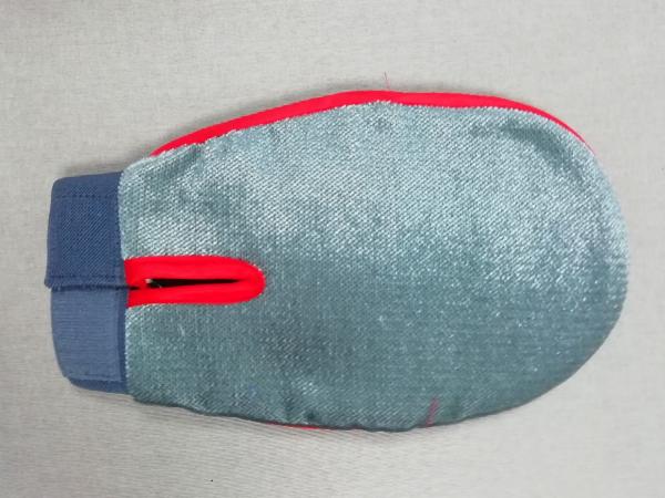 Pet Grooming Brush Glove Fur Removal & Furniture Pet Mitt & 5-Finger Gentle Rubber Deshedding Glove | For Massage, Shedd