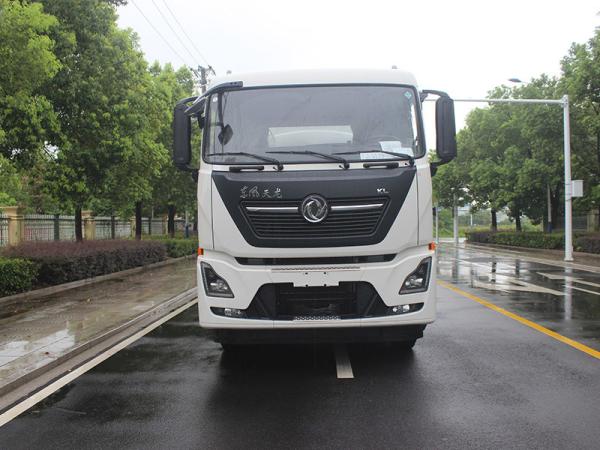 Dongfeng Tianlong Runzhi Star Brand 6x4 tank Truck