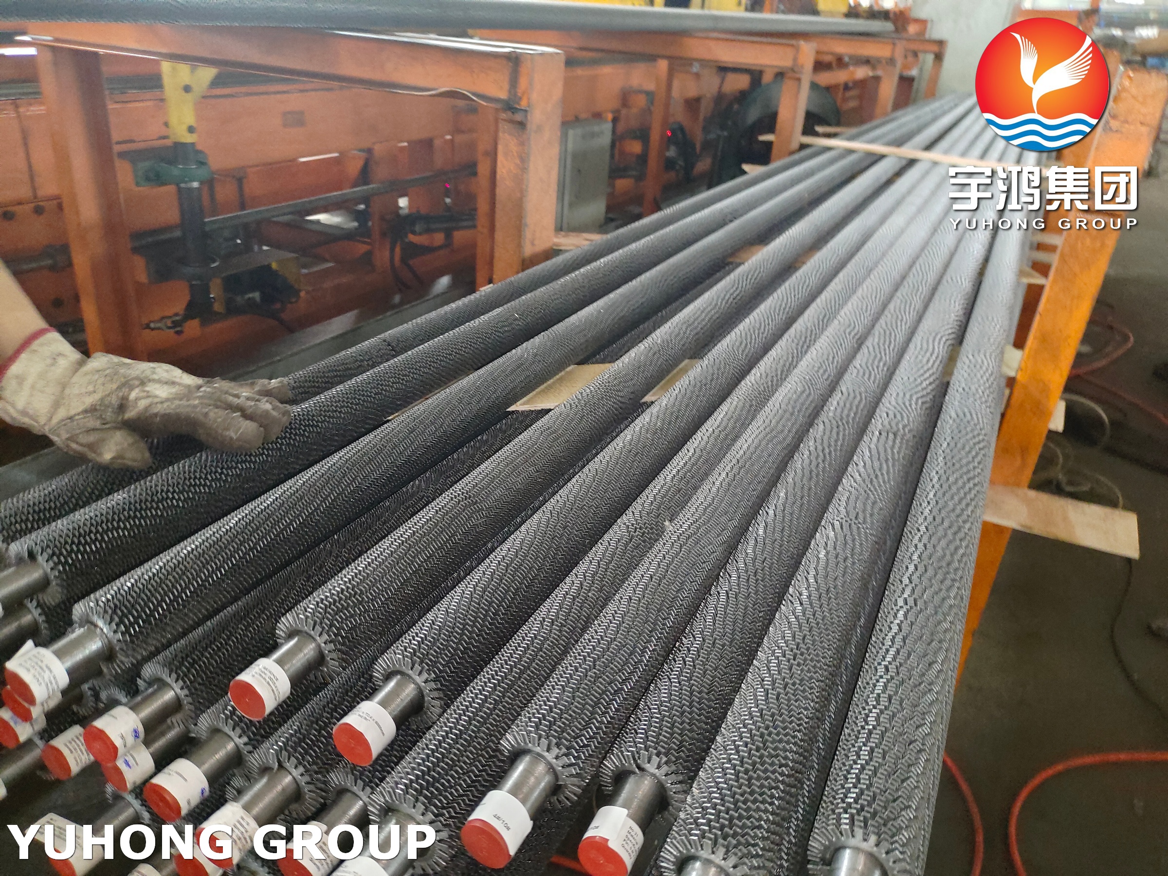 ASTM A192 Carbon Steel Serrated Finned Tubes For Furnace Convection Section Heat Transfer