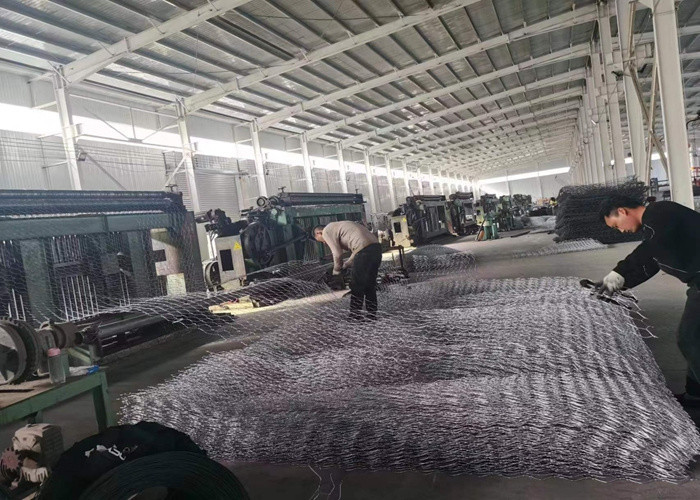 2.7mm гальванизированный извив корзин загородки Gabion провода двойной