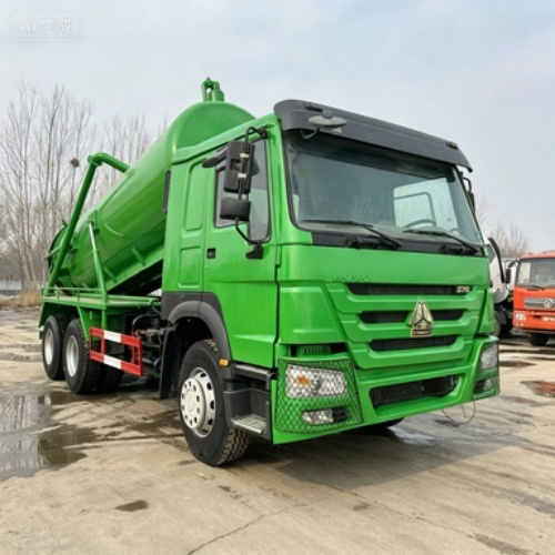 Heavy‑Duty Vacuum Suction Waste Transport Truck For Sewage , Sludge & Septic Waste Collection