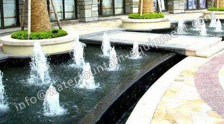 Stable Bubbling Pool Fountain Jets With Tube Air Mixture Compact White Foam
