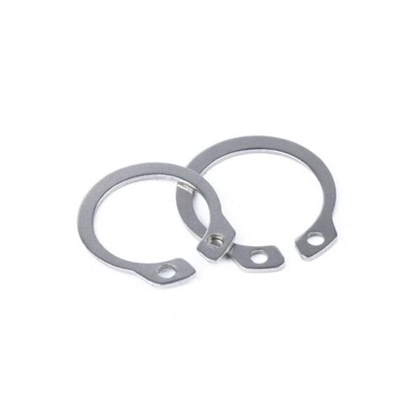 穴のためのDIN471保持リング